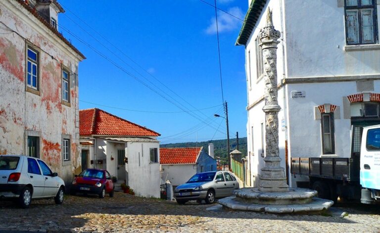 Pelourinho na vila de Colares Sintra