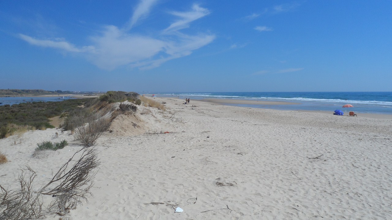 Praia da Fábrica no Algarve