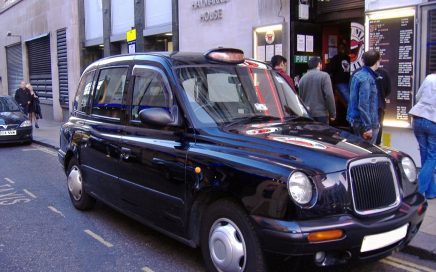 Taxi Londres - Um dos transportes disponiveis para aeroporto de Heathrow