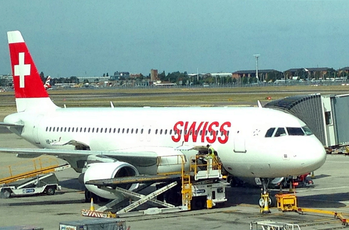 avião da Companhia Aérea Swiss