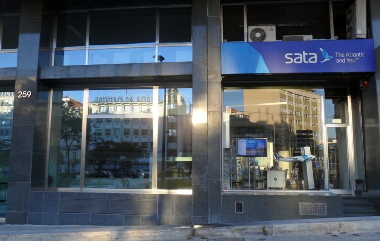 Loja em Lisboa da Companhia Aérea Sata