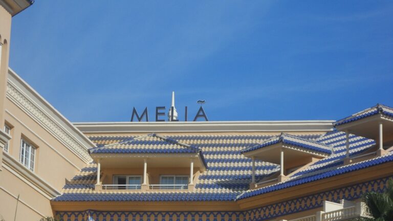 Meliá Hotels vende Calas de Mallorca por 23.6 milhões €