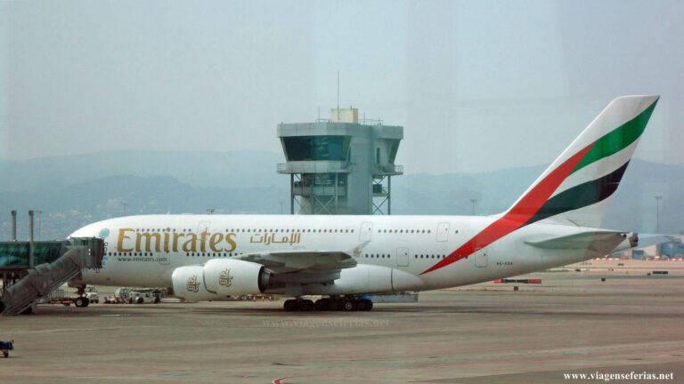 Emirates põe A380 em Madrid e Dusseldorf