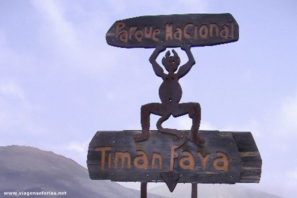 Placa no Parque nacional Timanfaya