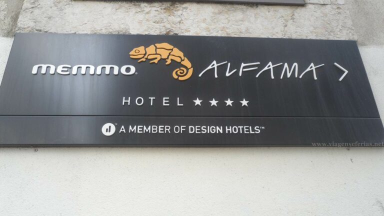Placa do Memmo Alfama em Lisboa