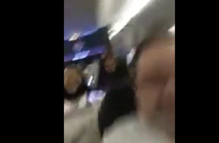 30 minutos de turbulência no voo Turkish Airlines TK 10