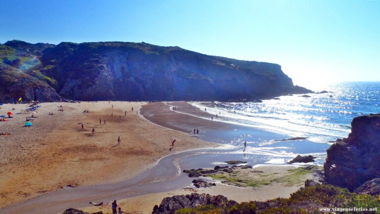 Panorâmica da Praia do Carvalhal no Sudoeste Alentejano