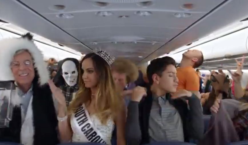 Internetest Vídeo de Segurança da Delta Airline