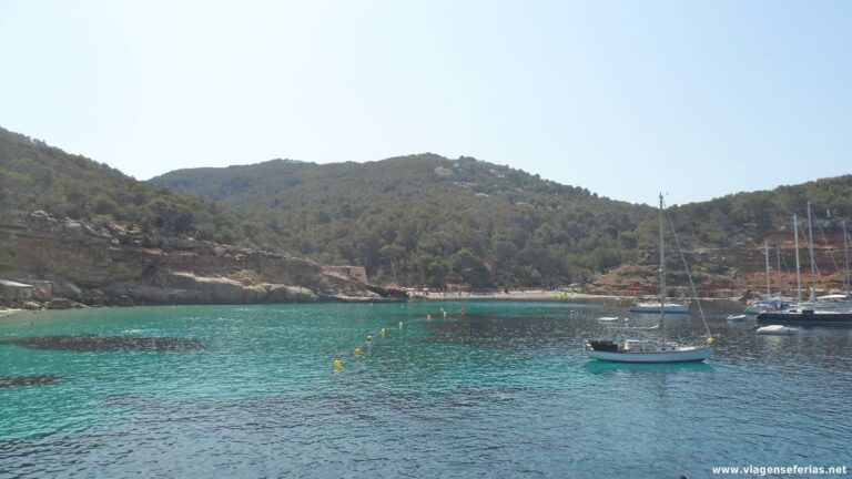 Cala Salada em Santo António (Ibiza)