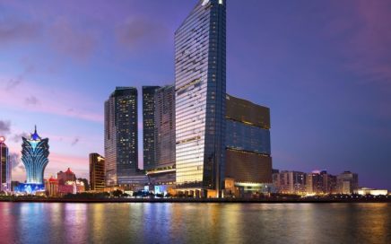 Hotel Mandarin Macau (exterior)