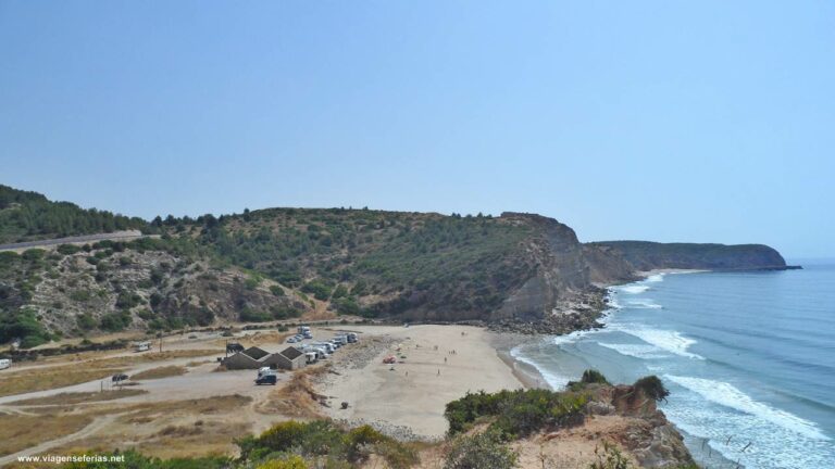 Vista panorâmica da arriba para a Praia Boca do Rio
