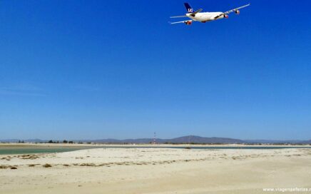 avião SAS no Algarve em voo de Copenhaga até Faro