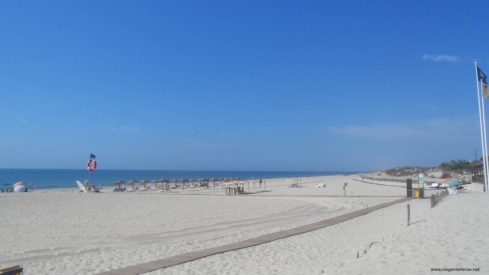 Parte central da Praia do Cabeço no Algarve