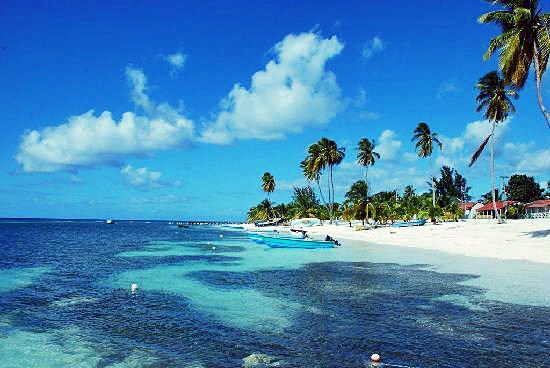 Vista da praia em 2015 de Bayahibe na Republica Dominicana