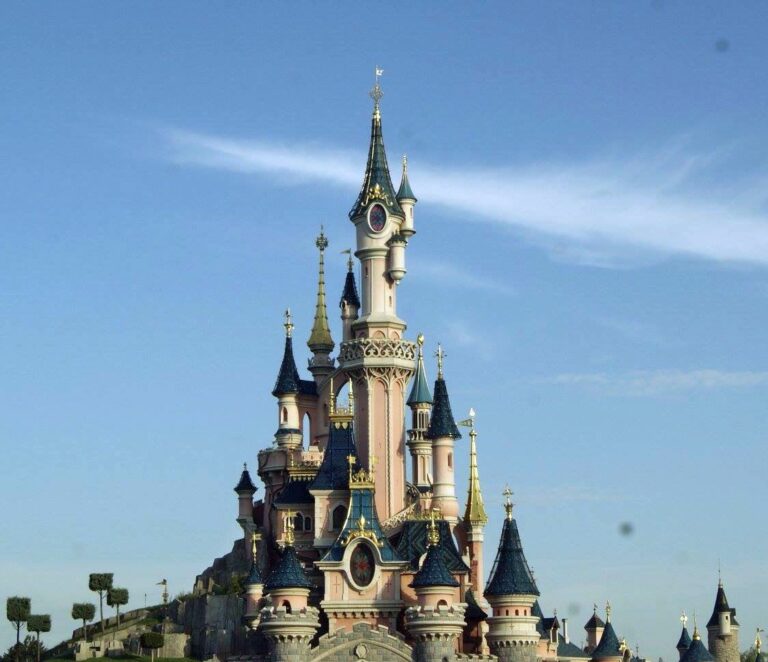 telhados do Parque diversões Disneyland Paris