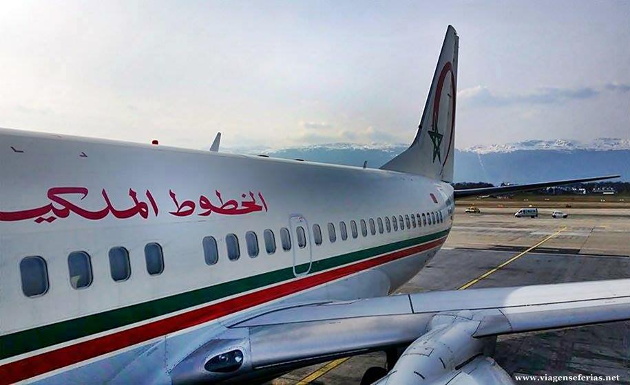 Boeing 767 da Royal Air Maroc na pista do aeroporto de Casablanca
