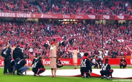 Demonstração de segurança da Emirates no estádio da Luz