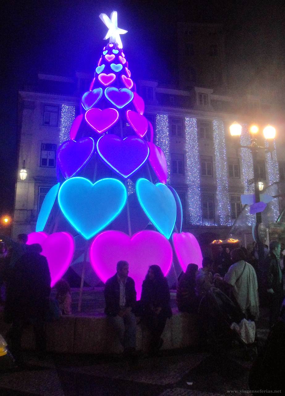 Árvore de Natal no Mercado do Largo do Município em Lisboa