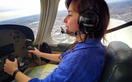 Mulher Piloto no serviço Flytenow, estilo Uber aereo