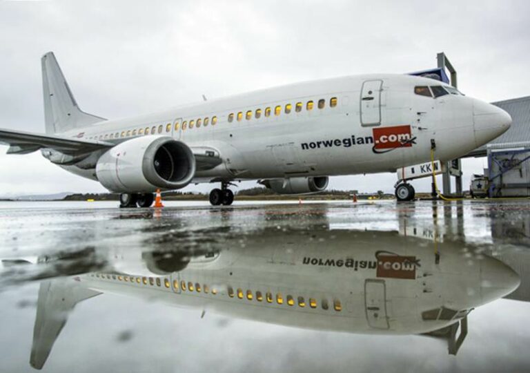 Ultimo Boeing B737-300 da Low Cost Norwegian em serviço
