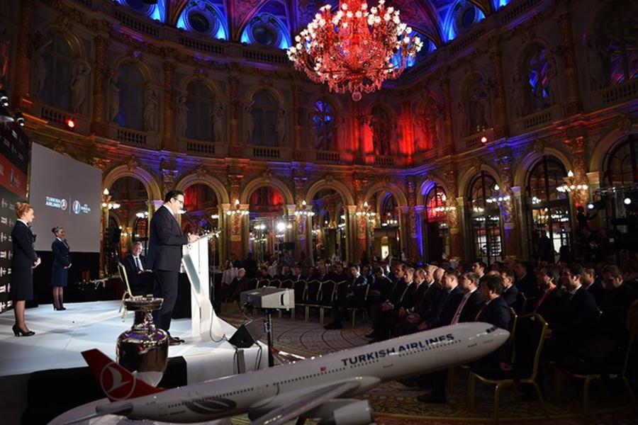 Evento da parceria UEFA Euro 2016 e Turkish Airlines a 10-12-2015