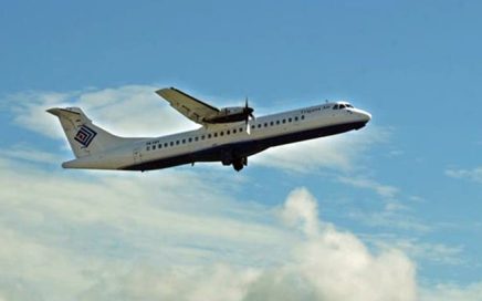 Avião ATR 72 da Companhia Trigana Air da Indonésia