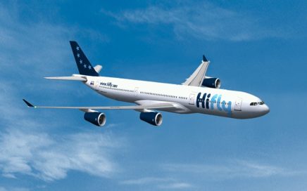 Airbus A340-500 da Companhia Aérea Hi fly em voo