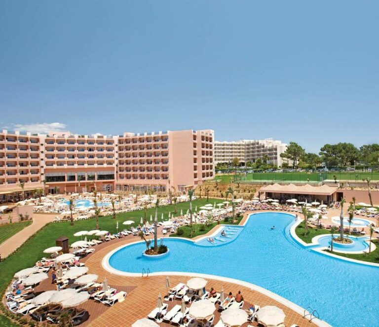 Clubhotel RIU Guarana Algarve 1 dos 9 premiados pelo HolidayCheck