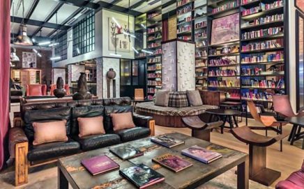 Biblioteca e Lobby do Hotel H10 Tribeca em Madrid