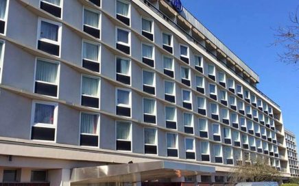 Entrada do Hotel Hilton Paris Orly Airport