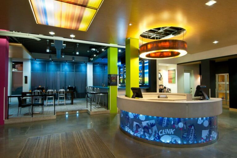 Recepção do Hotel Aloft Winchester do Grupo Starwood