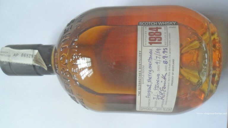 garrafa de Single Malte Glenrothes Scotch Whisky de 1984
