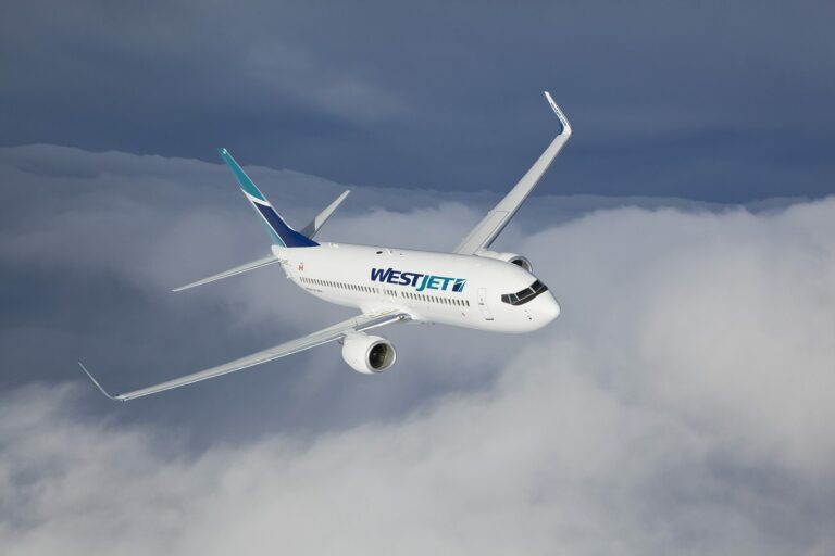 Avião Boeing 737 nextgen 2 da Companhia Aérea Low Cost WestJet