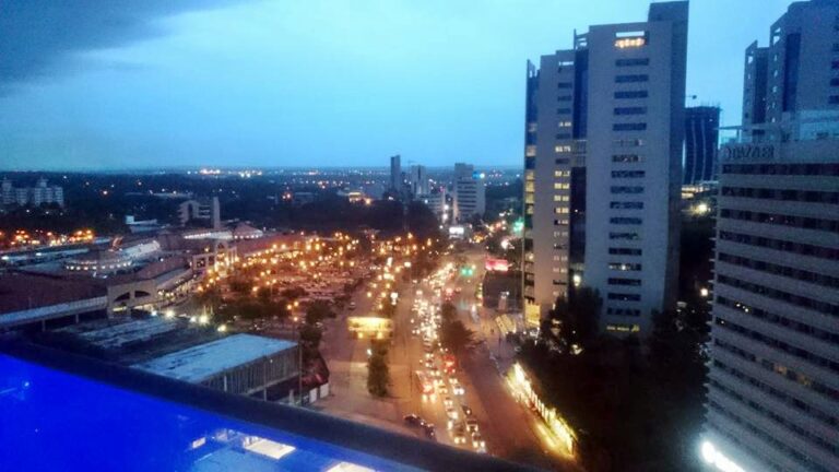 Vista do Terraço do Hotel Aloft Assunção no Paraguai