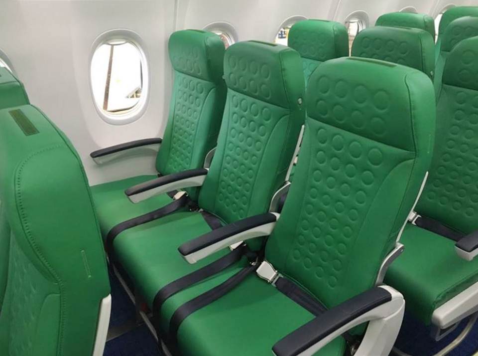 Novos assentos low cost Transavia B/E Aerospace