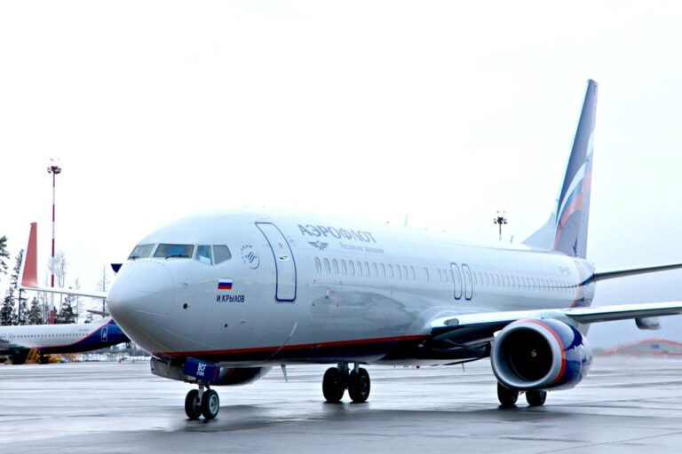 Aeronave B737-800 NG da Aeroflot com o nome Ivan Krylov