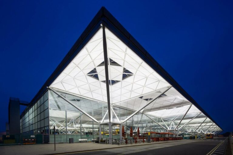 Aeroporto Londres Stansted onde a British Airways opera