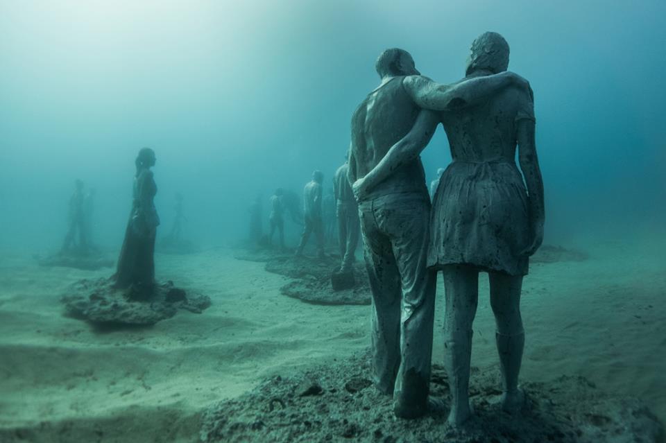 2 estátuas do Museu Atlântico submerso da ilha de Lanzarote