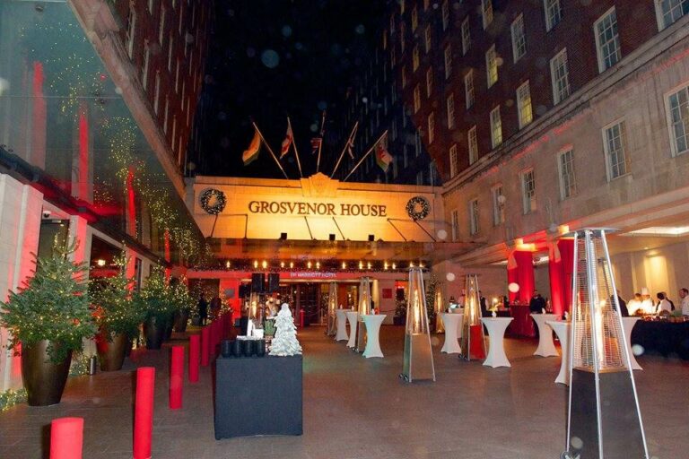Pátio do Hotel Grosvenor House em Londres (Marriott)