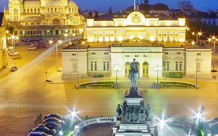 Vista do Hotel InterContinental Sofia para a principal praça