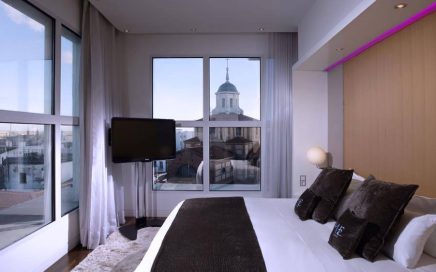 Quarto do Hotel ME Madrid Reina Victoria do Grupo Meliá