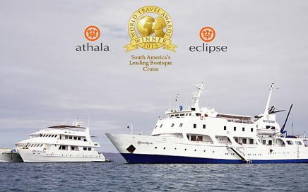 2 barcos do Operador Ocean Adventures das ilhas Galapagos