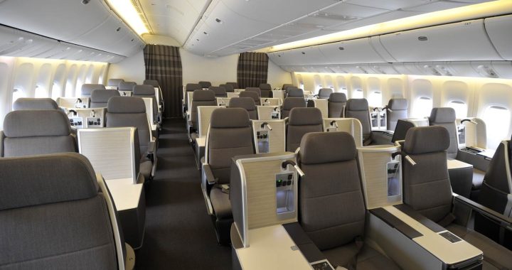Classe Business a bordo do Boeing 777-300 da Air Canada