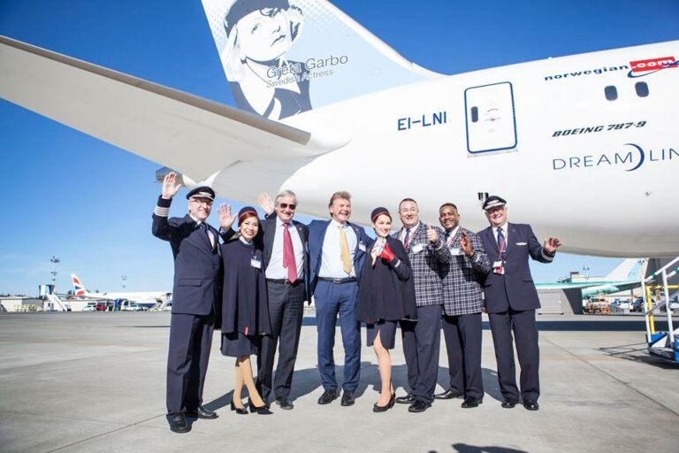 B787-9 Dreamliner da Norwegian com a Greta Garbo