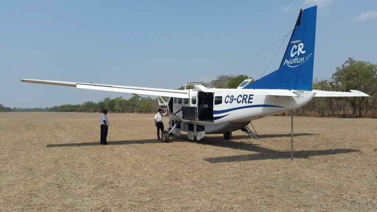 Cessna 208B da Companhia Aérea CR Aviation de Moçambique
