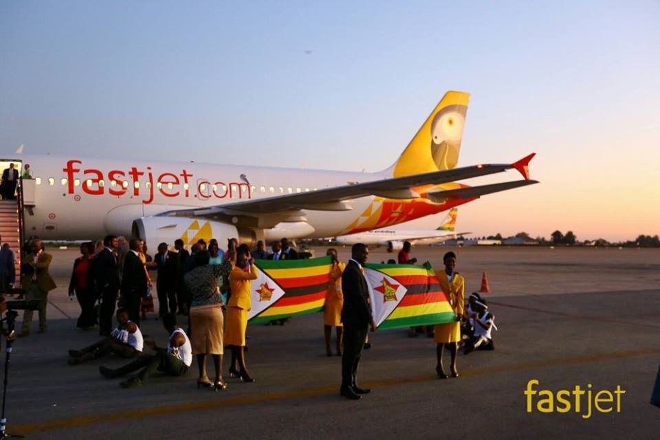 Inauguração do voo entre as Cataratas Victoria e Harare