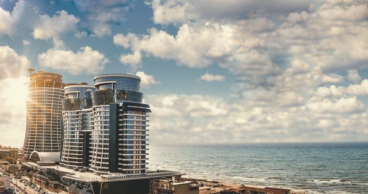 Hotel Gran Melia Ghoo de 5 estrelas sobre o Mar Cáspio no Irão