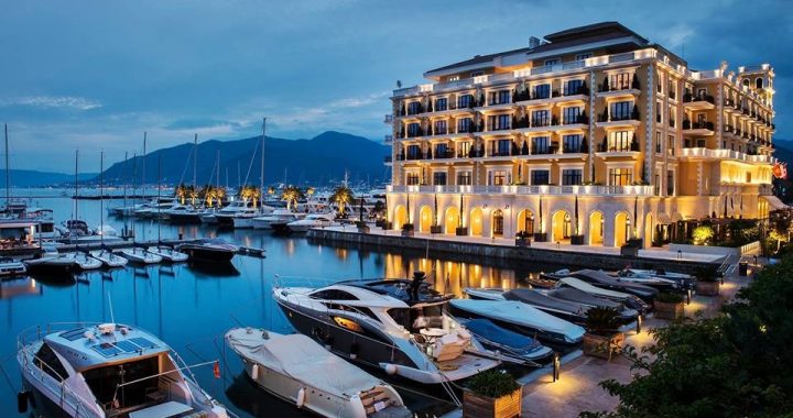 Fachada do Hotel Regent Porto Montenegro