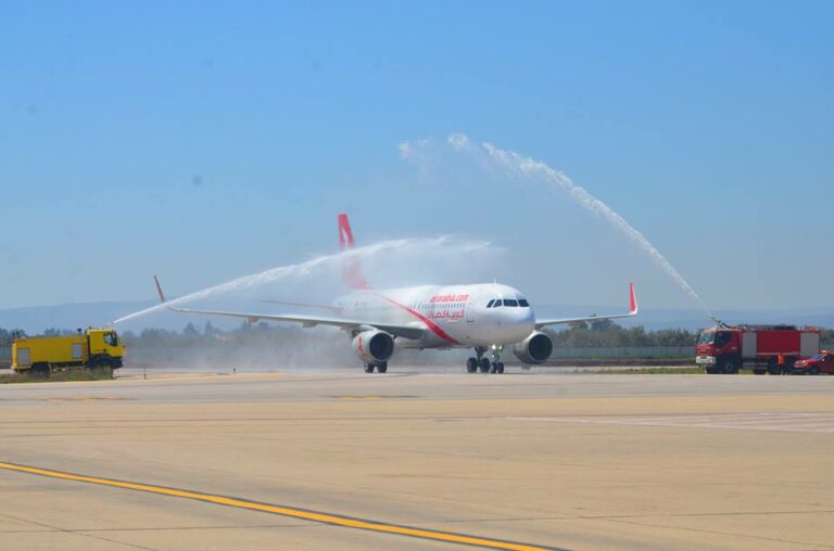 A320 sharklet da Air Arabia Marrocos chega a Toulouse vindo de Fez