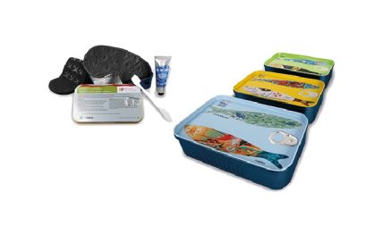 Kit de amenidades da TAP Portugal inspirada nas latas de sardinha